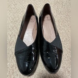 Wonders black comfort shoes